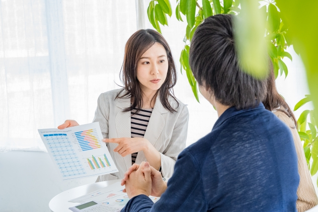 マネーキャリアの評判を徹底調査！デメリット・相談までの流れを解説